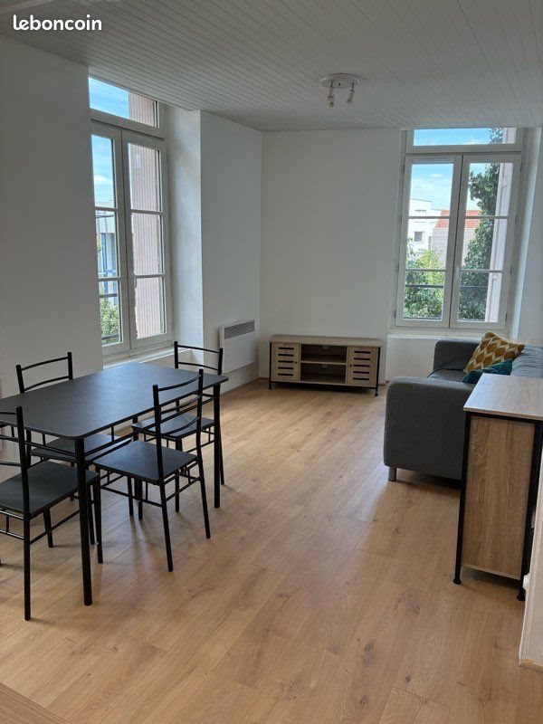 Appartement à louer, 35m², Saint-Etienne