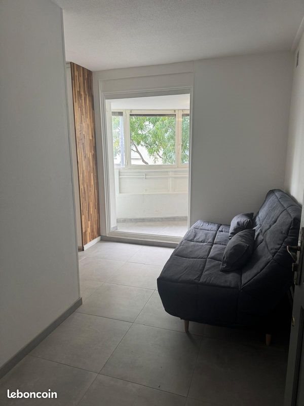 Appartement à louer, 23m², Lyon 8ème