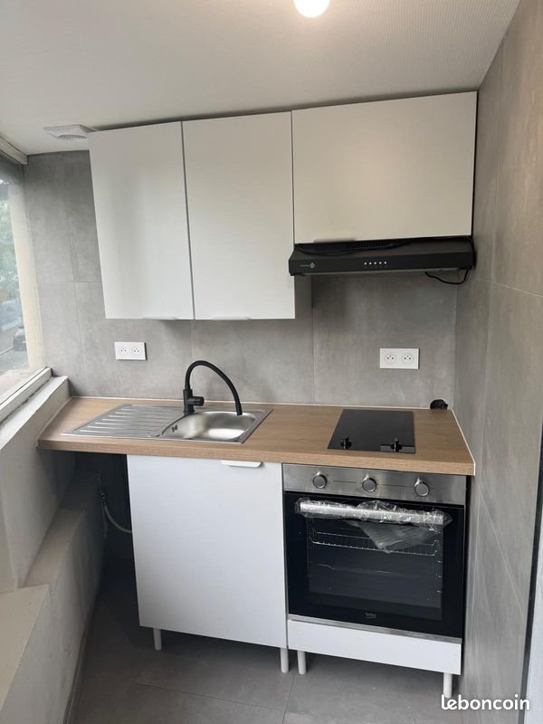 Appartement à louer, 23m², Lyon 8ème