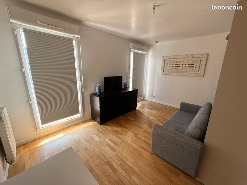 Appartement à louer, 25m², Nanterre
