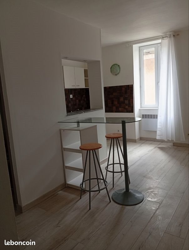 Appartement à louer, 32m², Saint-Affrique