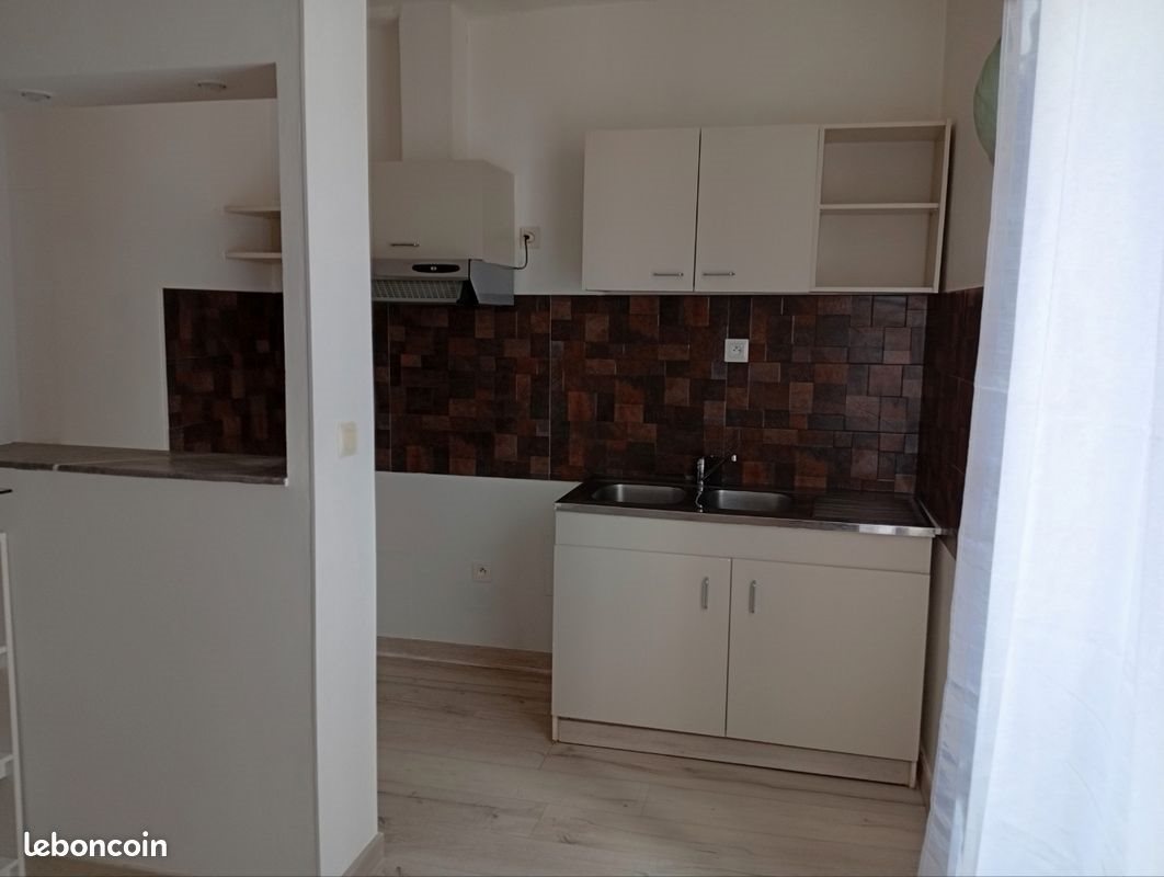 Appartement à louer, 32m², Saint-Affrique