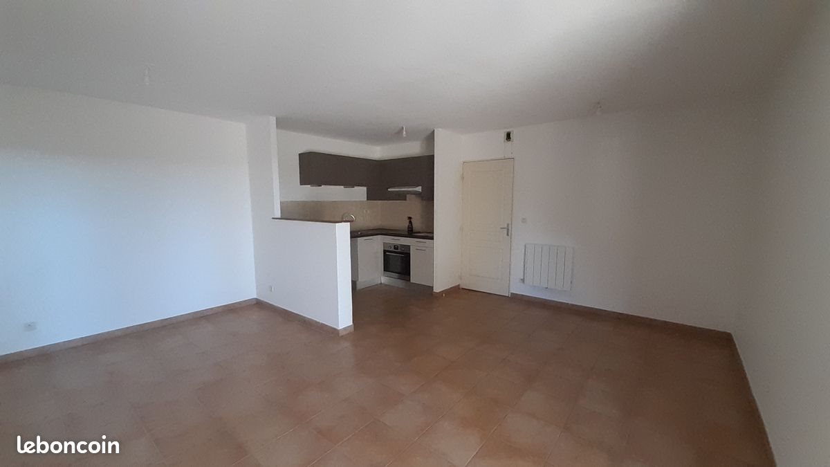 Appartement à louer, 69m², Nyons