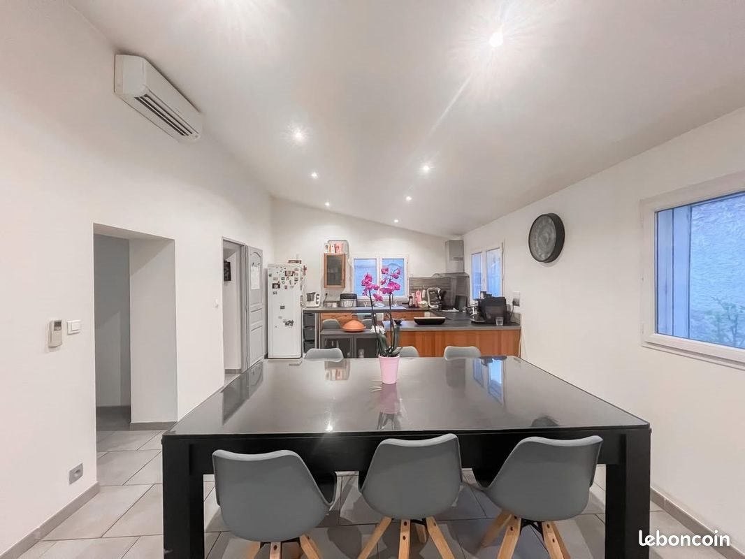 Maison à vendre, 80m², Saint-Mitre-les-Remparts