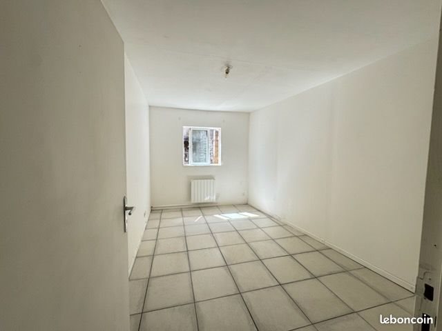 Maison à louer, 65m², Scorbé-Clairvaux