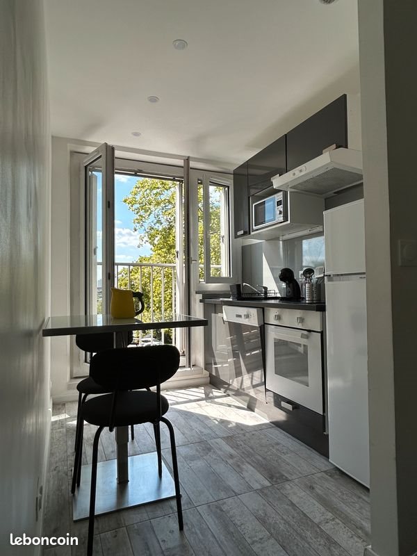 Appartement à louer, 27m², Nanterre
