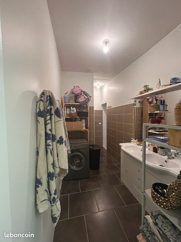Appartement à louer, 75m², Podensac