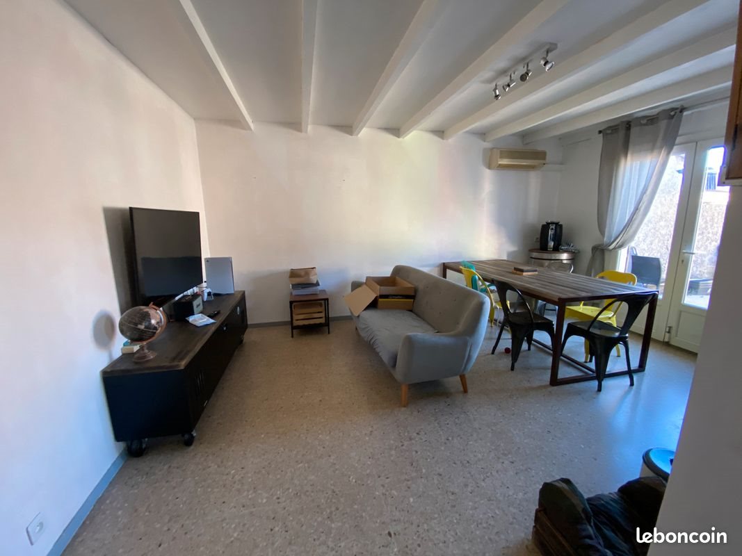 Maison à louer, 65m², Robion