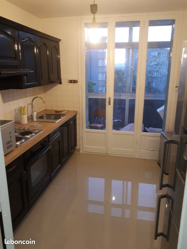 Appartement à louer, 60m², Vénissieux