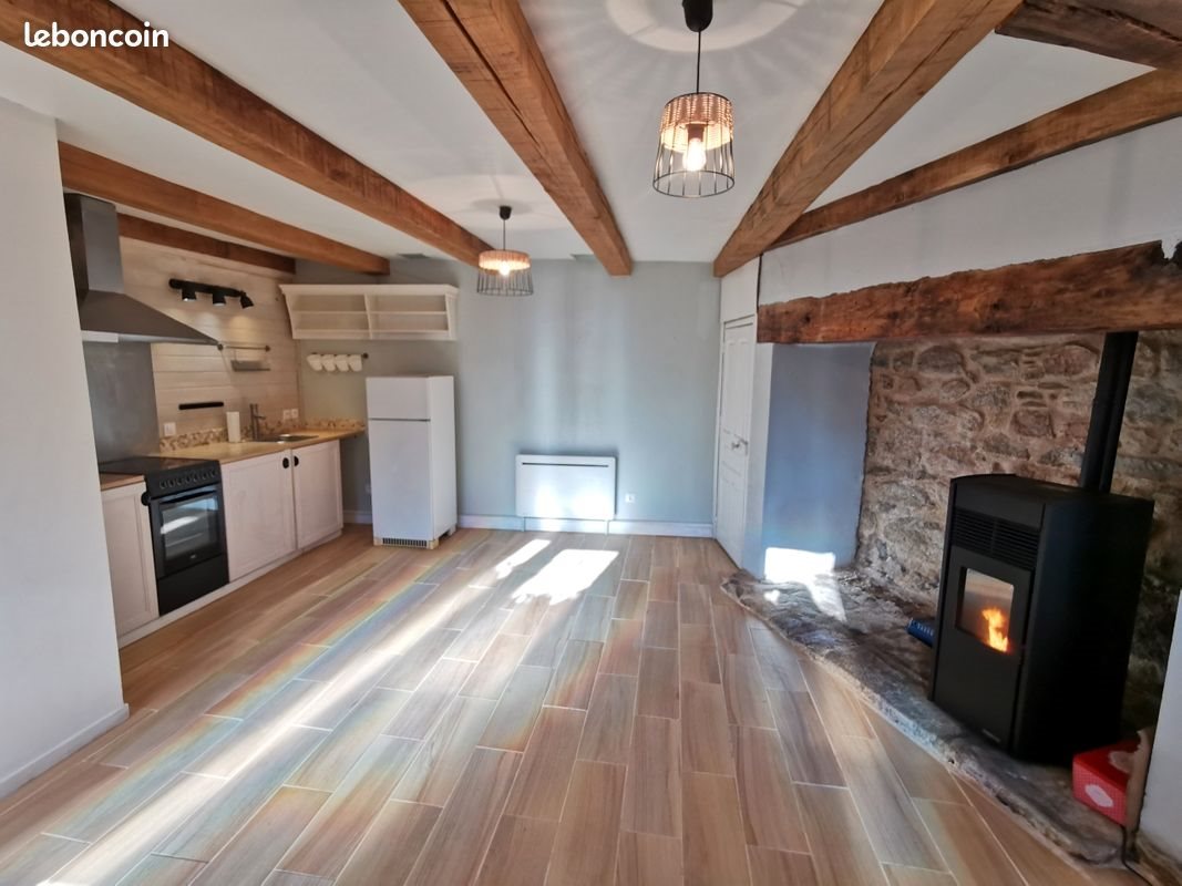 Maison à louer, 45m², Ussel