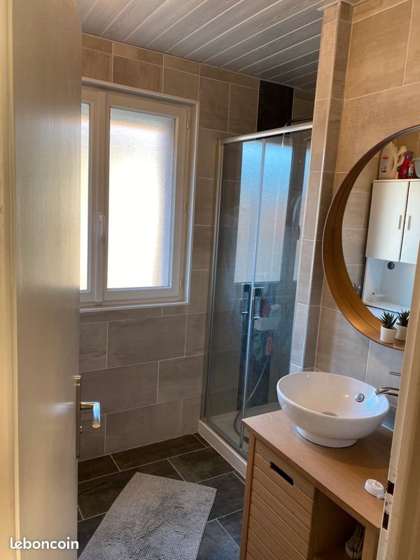 Appartement à louer, 55m², Sarras