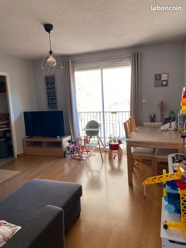 Appartement à louer, 55m², Sarras
