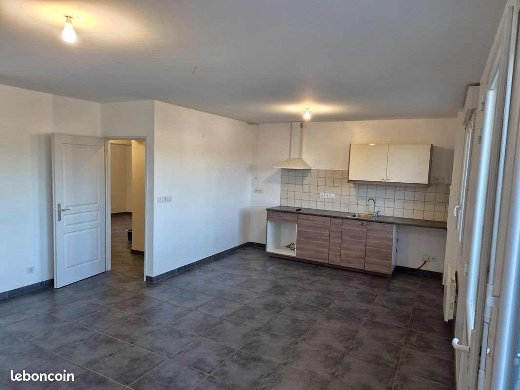 Appartement à louer, 65m², Thoissey
