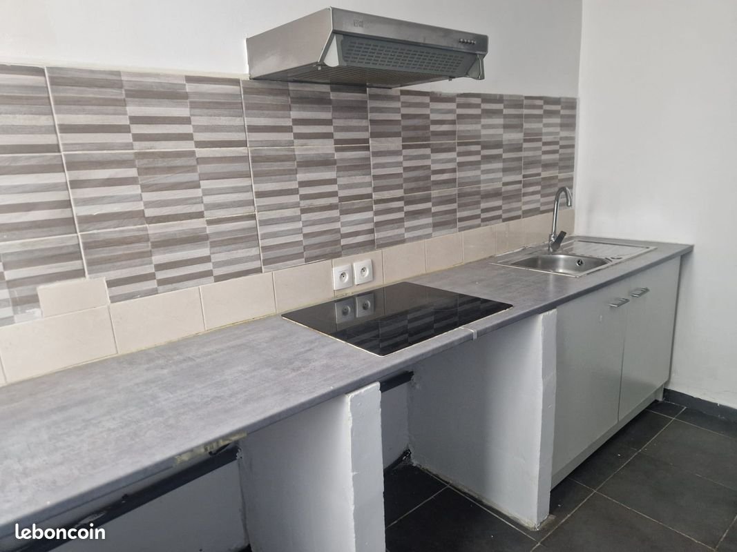 Appartement à louer, 30m², Marseille 3ème