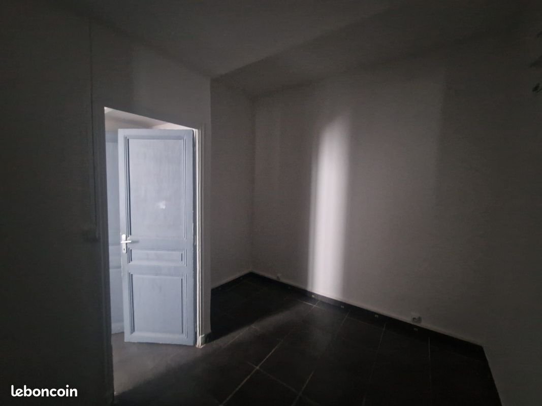Appartement à louer, 30m², Marseille 3ème