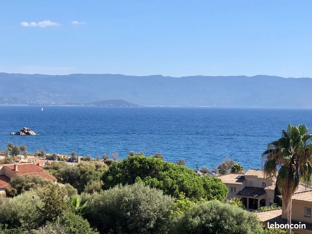 Appartement à louer, 60m², Ajaccio