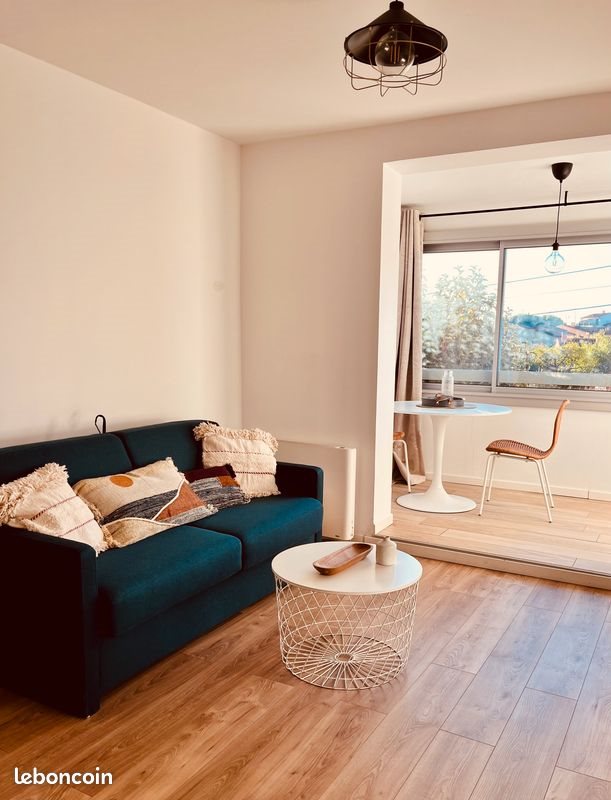 Appartement à louer, 26m², Sanary-sur-Mer