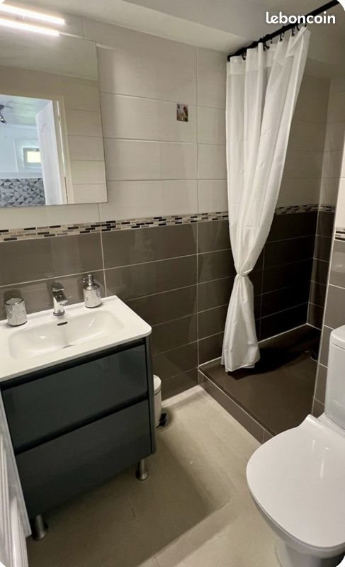 Appartement à louer, 25m², Saint-Laurent-du-Var