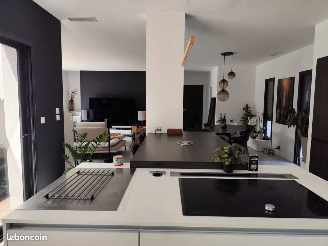 Maison à vendre, 169m², Nages-et-Solorgues