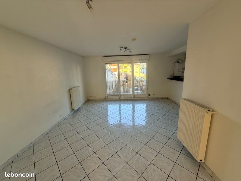 Appartement à louer, 53m², Romainville