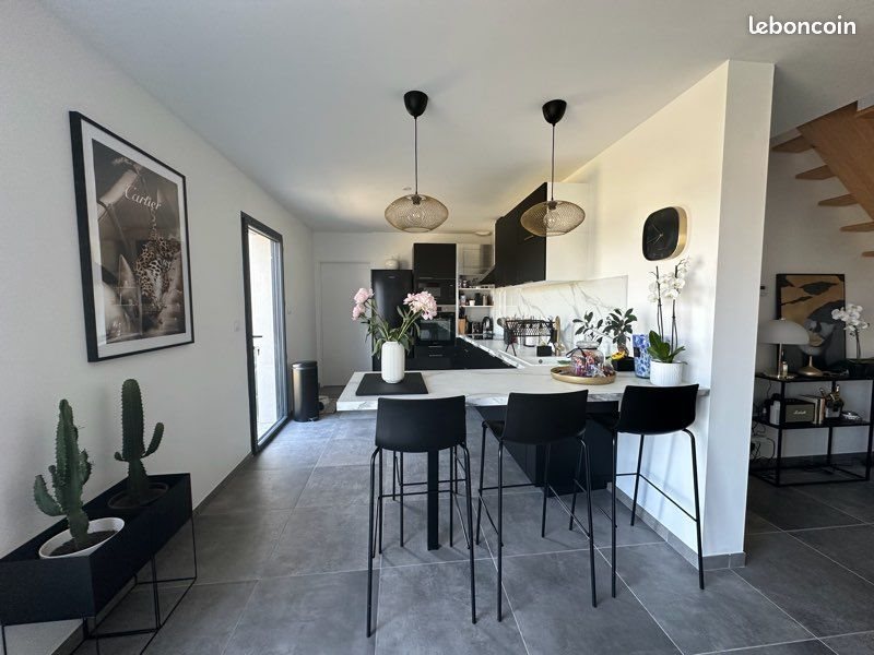 Maison à louer, 135m², Saint-Doulchard