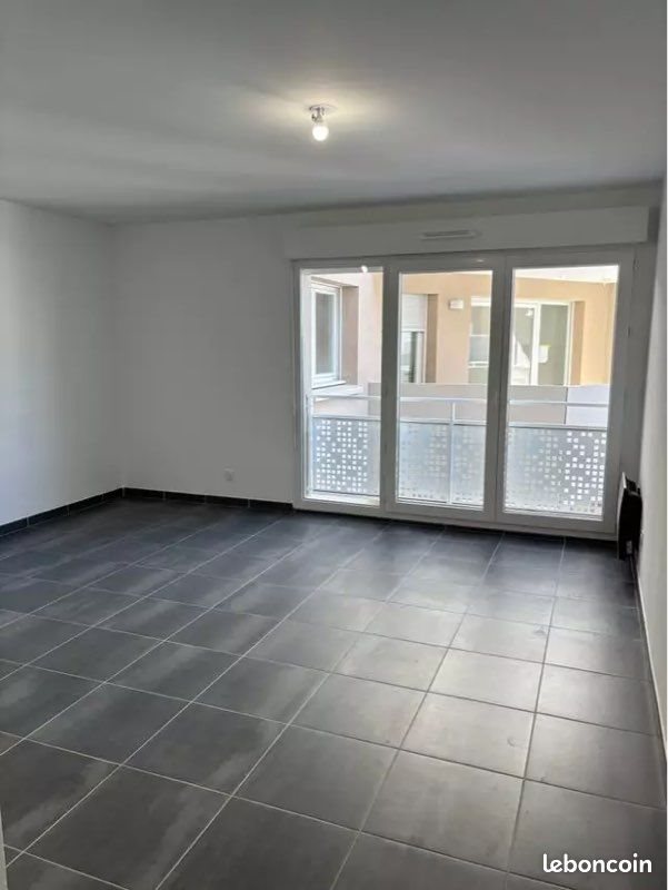 Appartement à louer, 560m², Port-de-Bouc
