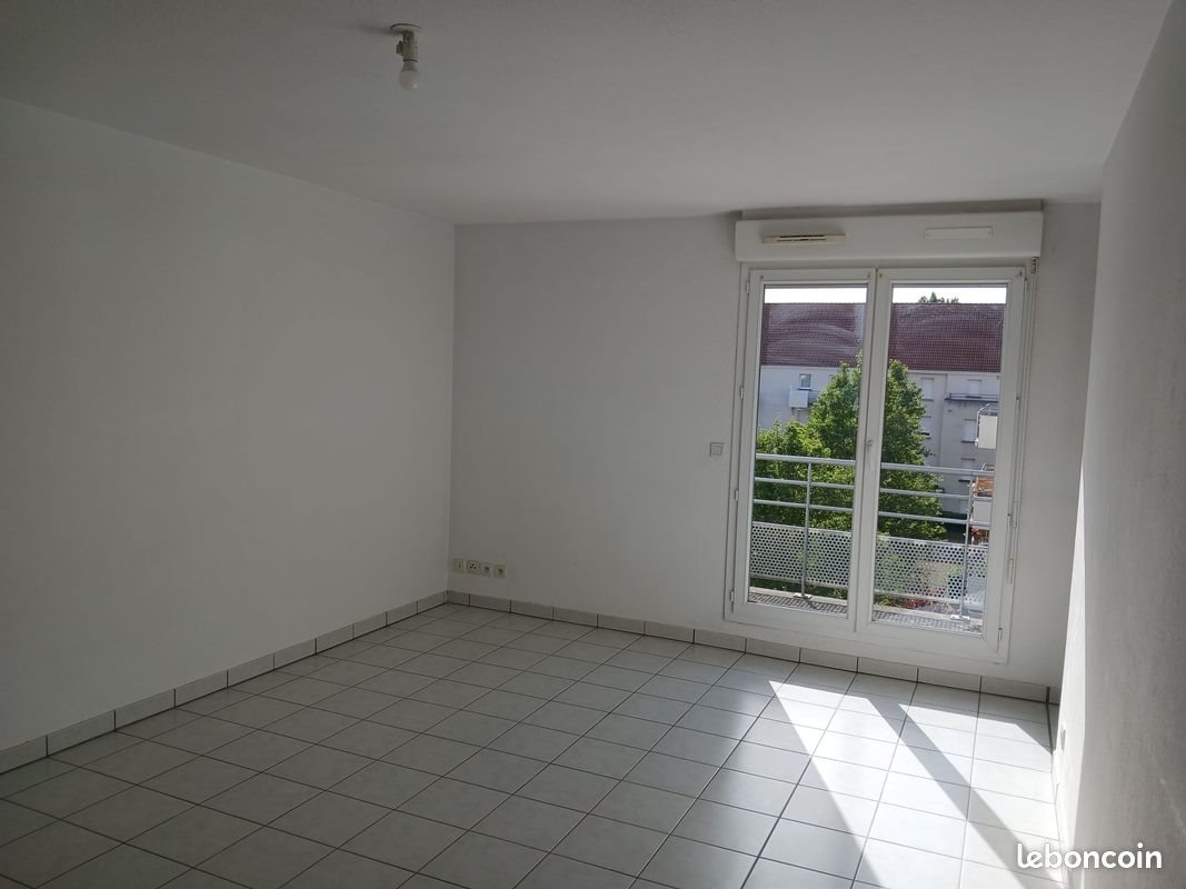 Appartement à louer, 48m², Laon