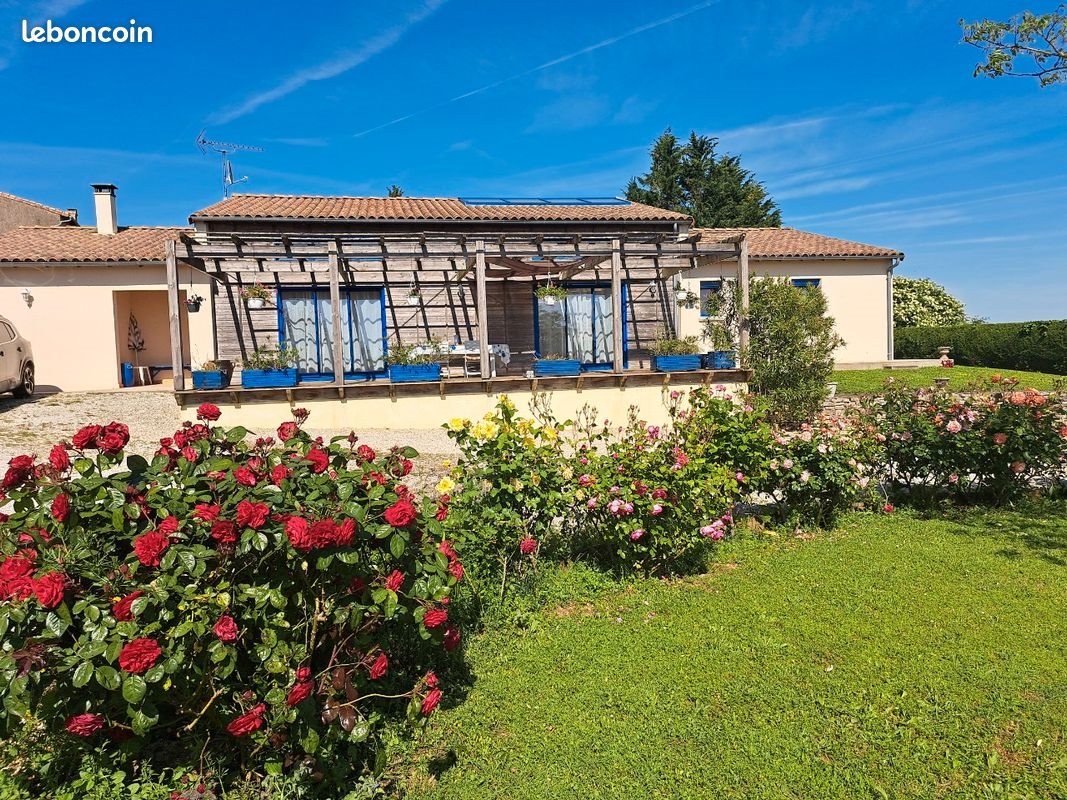 Maison à vendre, 155m², Champdeniers-Saint-Denis