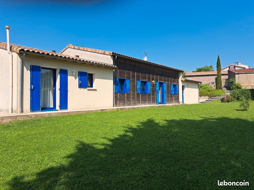 Maison à vendre, 155m², Champdeniers-Saint-Denis