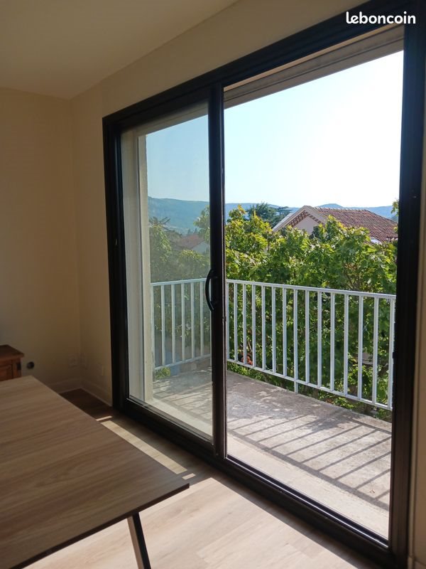Appartement à louer, 42m², Millau
