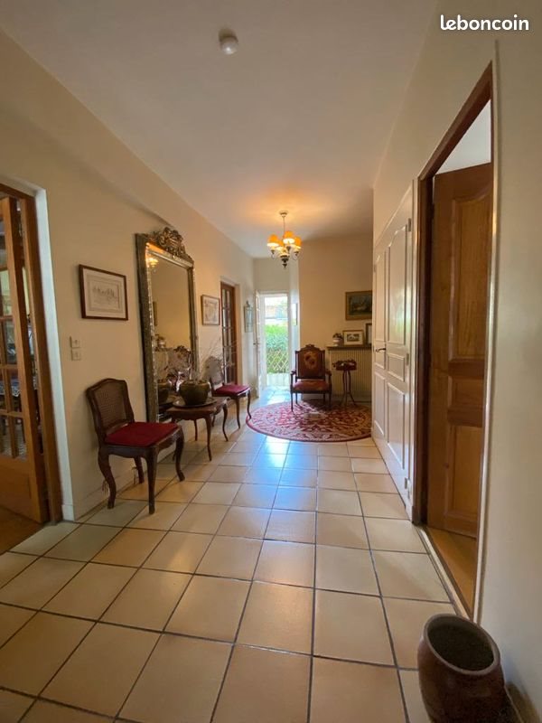 Maison à louer, 300m², Fourqueux