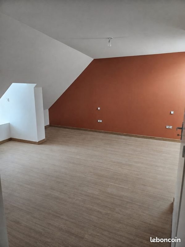 Maison à louer, 110m², Tessy-Bocage