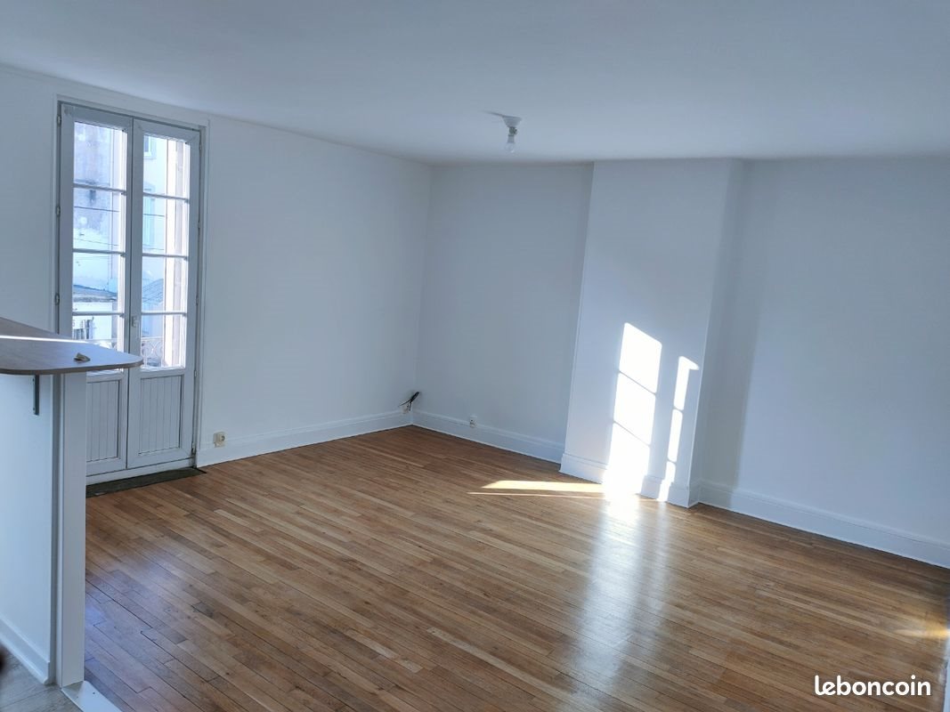 Appartement à louer, 58m², Moulins