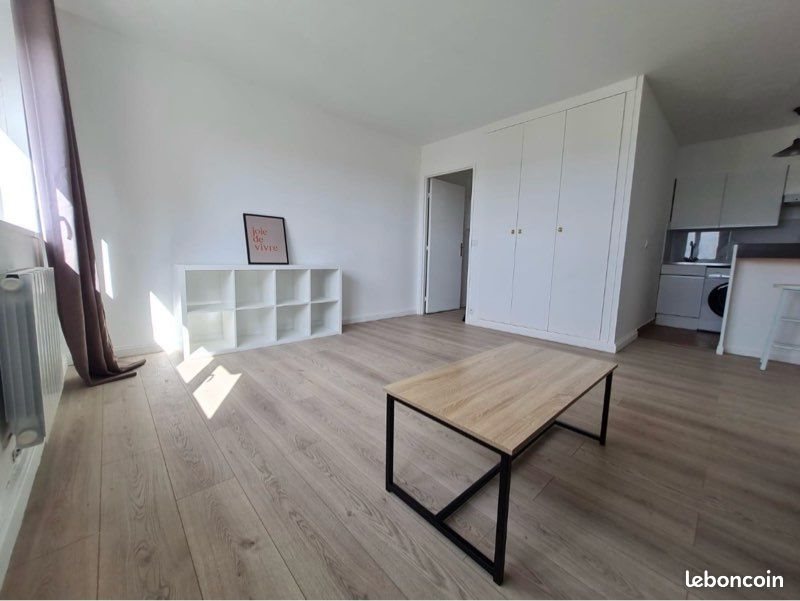 Appartement à louer, 35m², Clichy