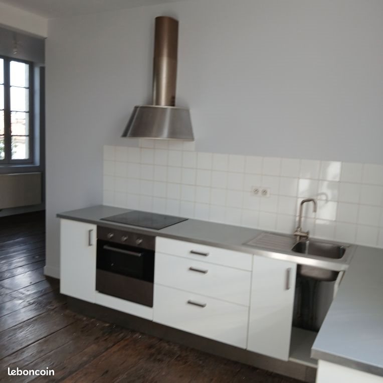 Appartement à louer, 82m², Angoulême