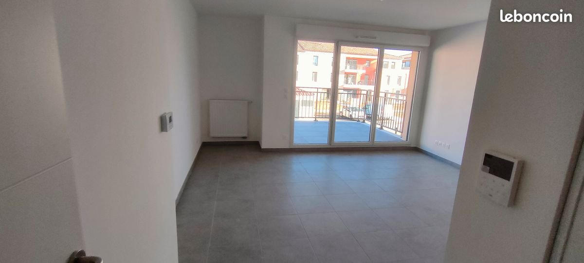 Appartement à louer, 46m², Le Puy-Sainte-Réparade