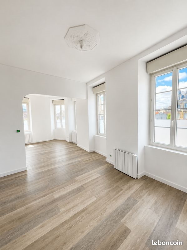 Appartement à louer, 66m², Luçon