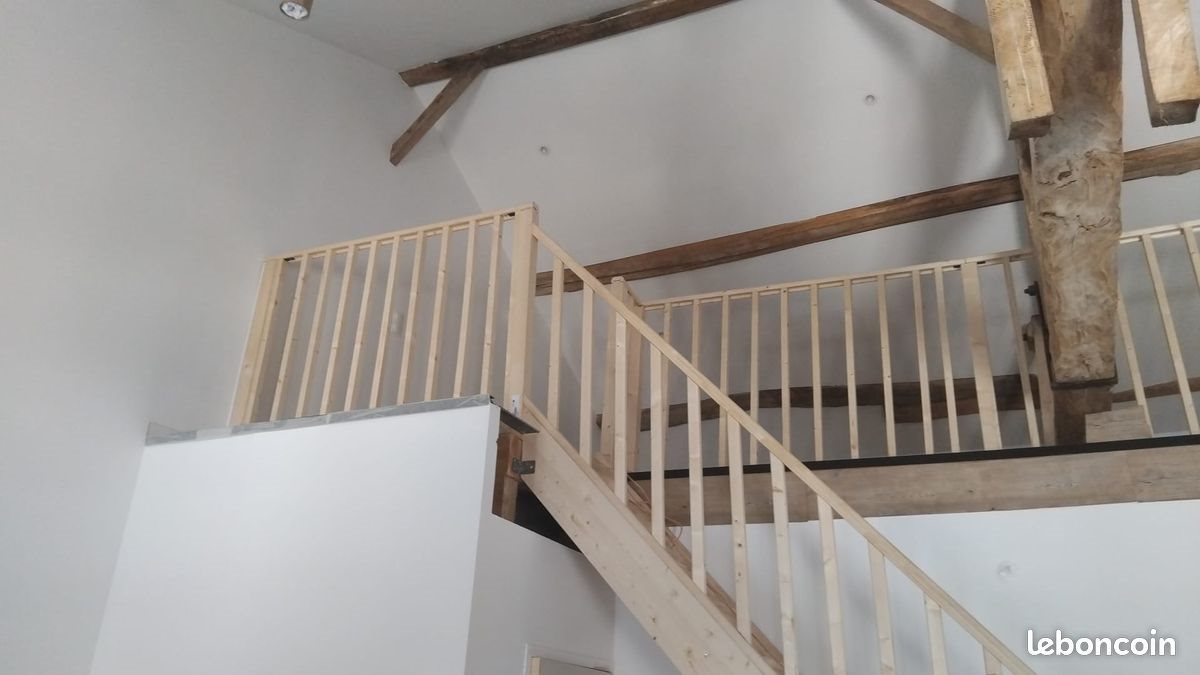 Appartement à louer, 99m², Réalville