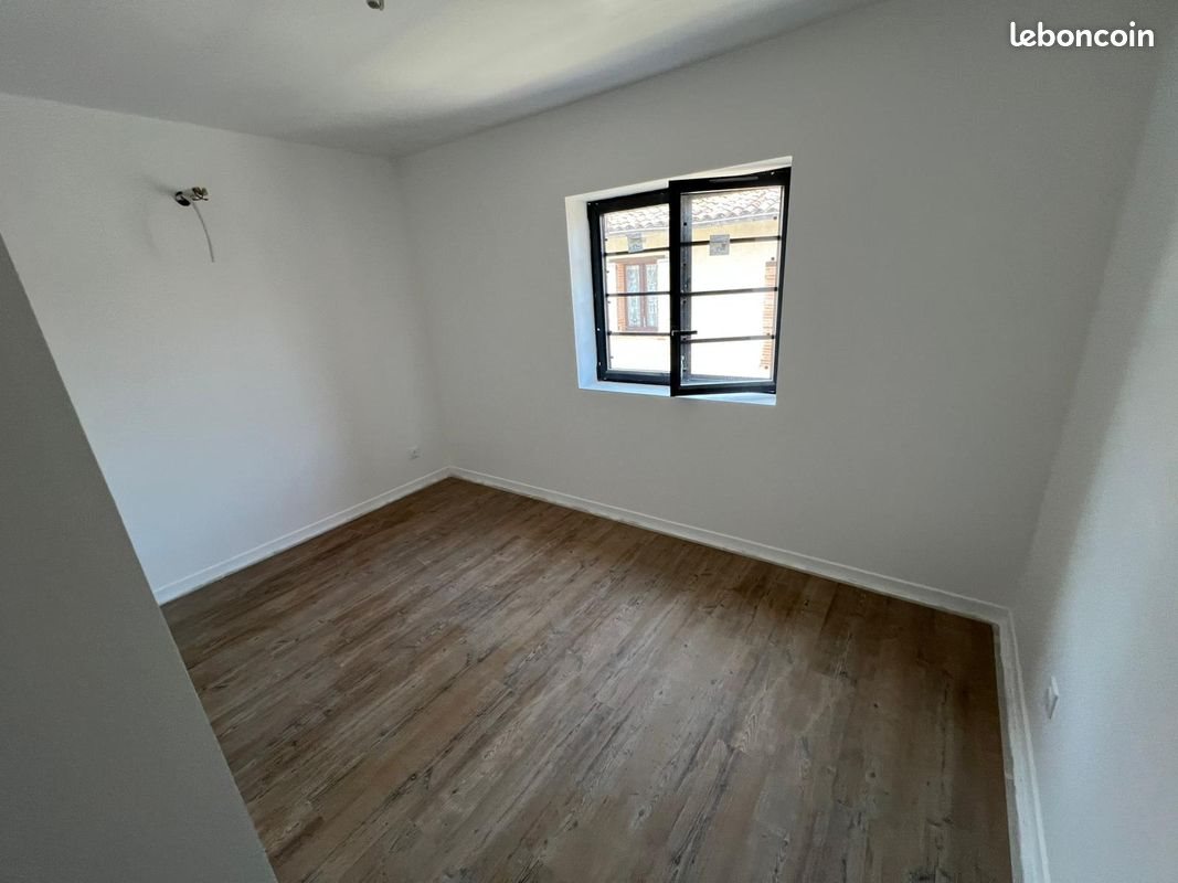 Appartement à louer, 99m², Réalville