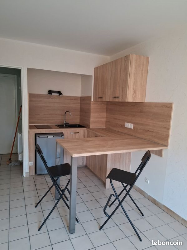 Appartement à louer, 32m², Saint-Étienne