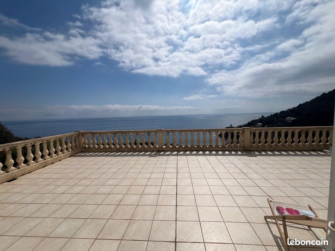Appartement à louer, 78m², Brando