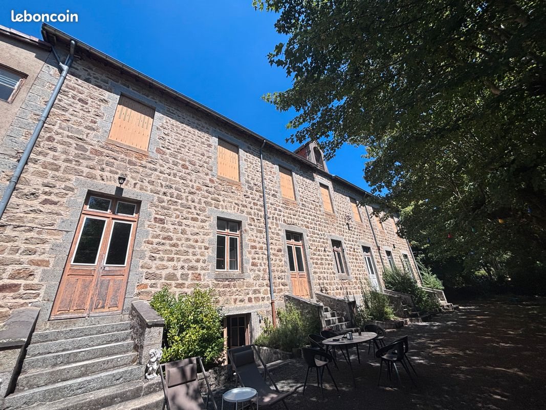Maison à vendre, 1600m², Viverols