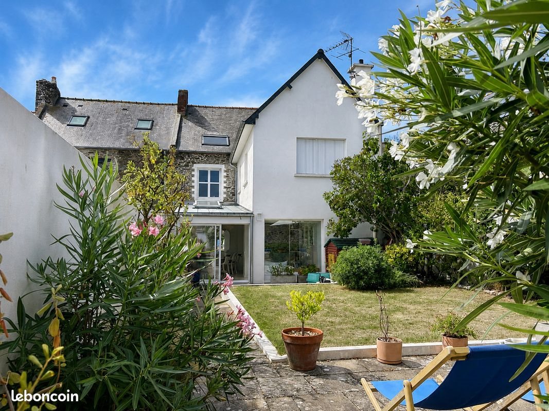 Maison à vendre, 159m², Hirel