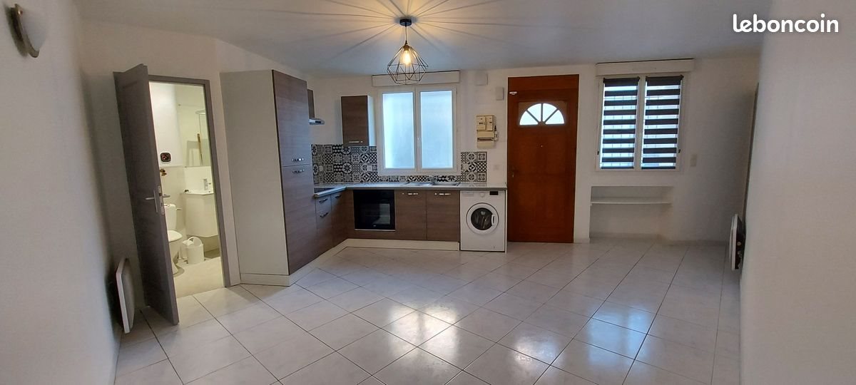 Appartement à louer, 45m², Vias