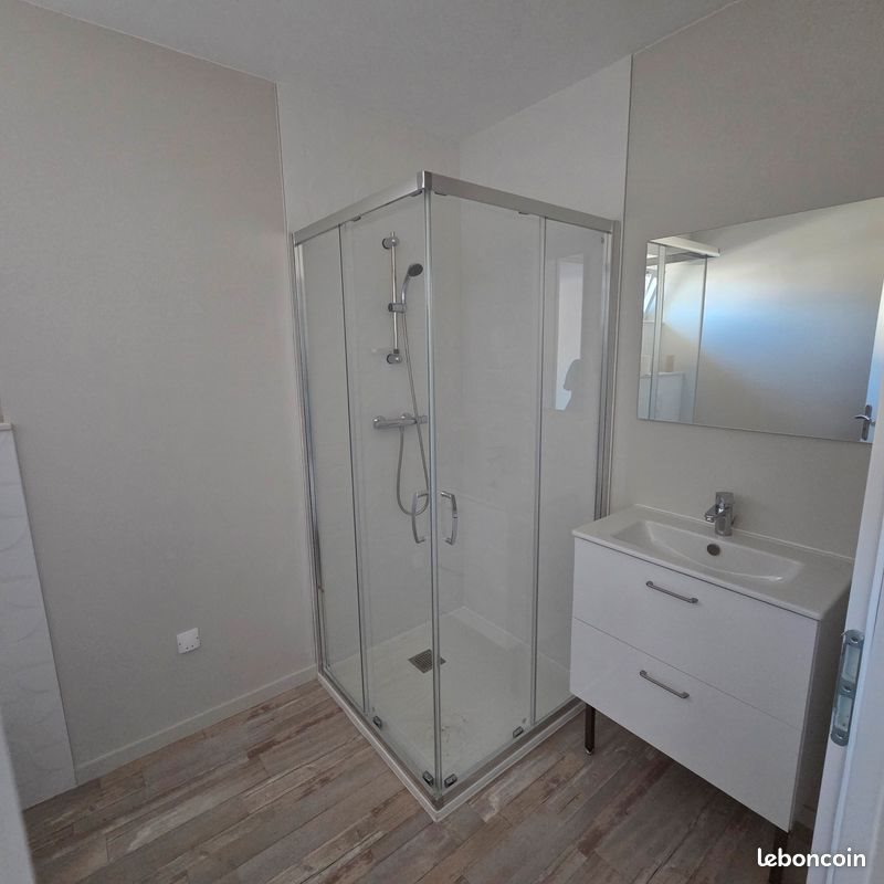 Appartement à louer, 65m², Pontgibaud