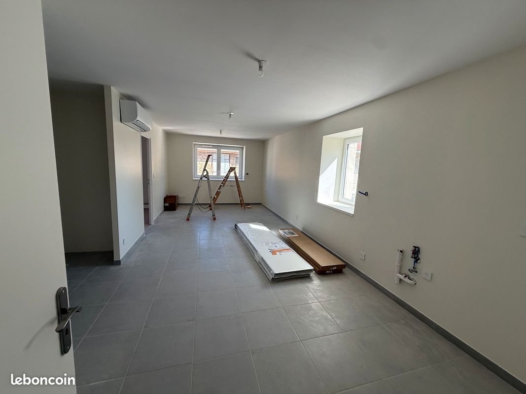 Appartement à louer, 53m², Tossiat