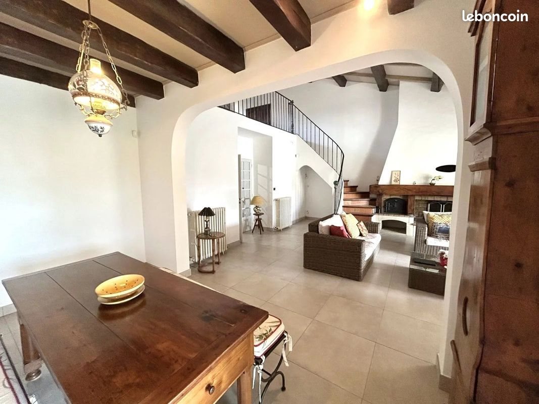 Maison à vendre, 210m², Villemoustaussou