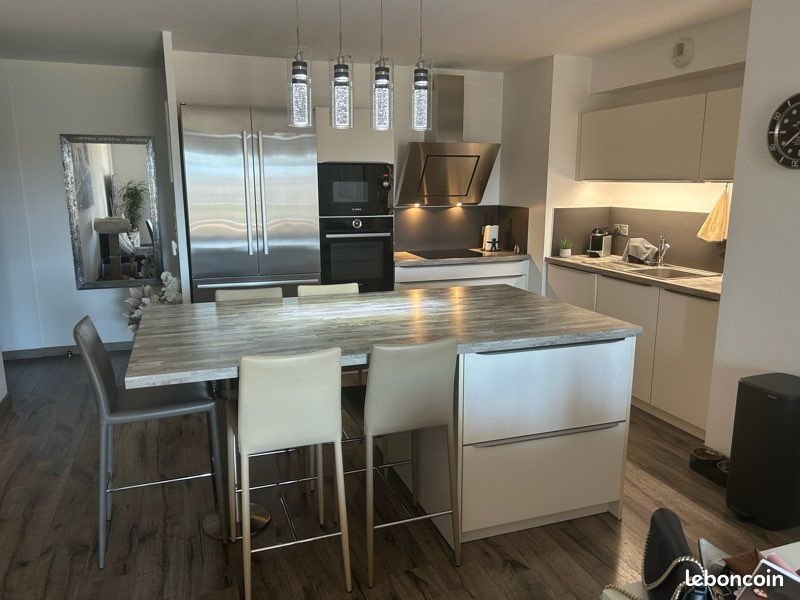 Appartement à louer, 90m², Ajaccio