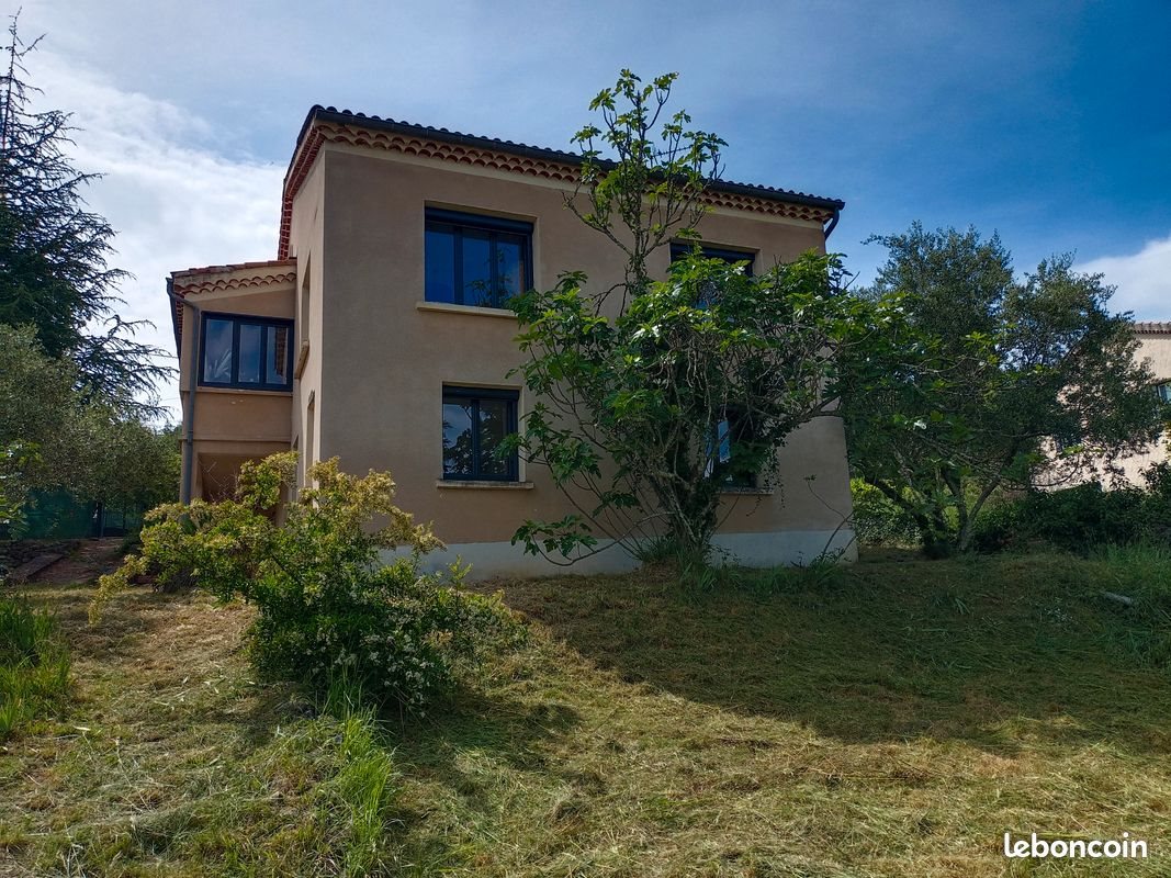 Maison à vendre, 160m², Saint-Etienne-de-Fontbellon