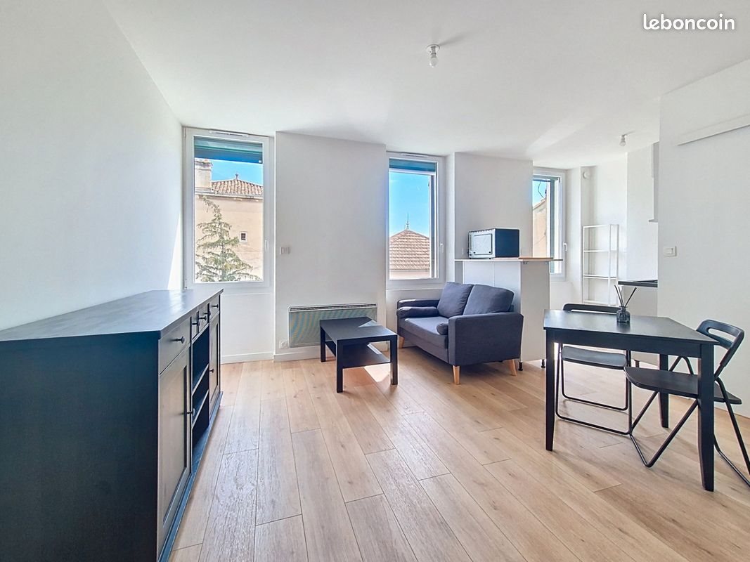Appartement à louer, 28m², Salon-de-Provence
